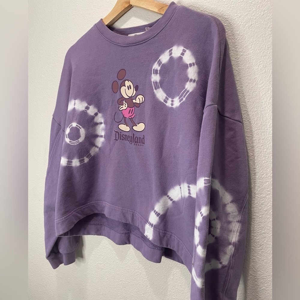Disneyland Purple Mickey Tie-Dye Sweatshirt Size Medium - Picture 2 of 7